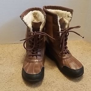 UGG Kids Adirondack Boots Waterproof